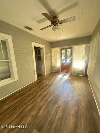 $99,000 | 505 South Magnolia St Summit, Summit, MS 39666