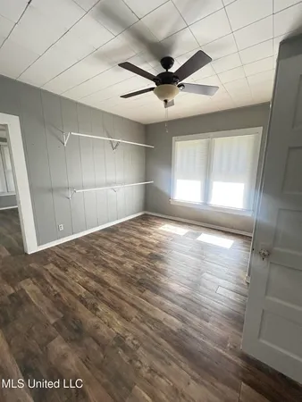 $99,000 | 505 South Magnolia St Summit, Summit, MS 39666