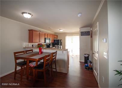 411 Sullivan Loop Road Midway Park, NC 28544 - Photo 5 of 11 9402775ea0fa4fbf9b1972cb962a6e31