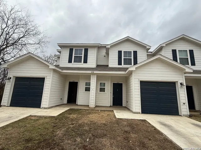 $1,525 | 4138 Swans Landing, Unit 303, San Antonio, TX 78217