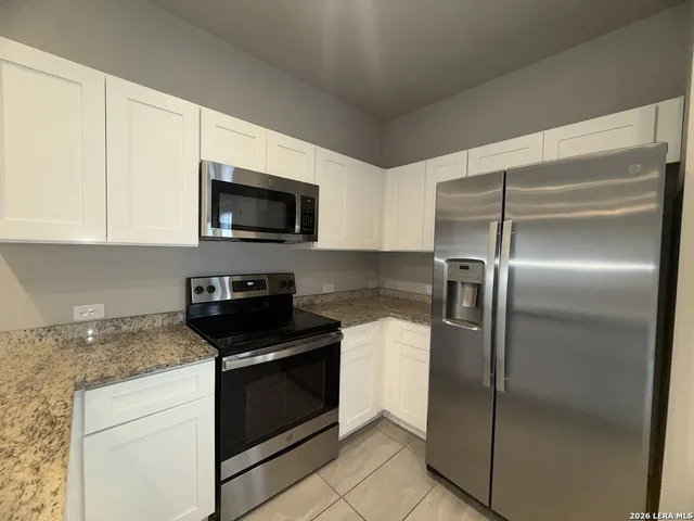 $1,425 | 4138 Swans Landing, Unit 303, San Antonio, TX 78217