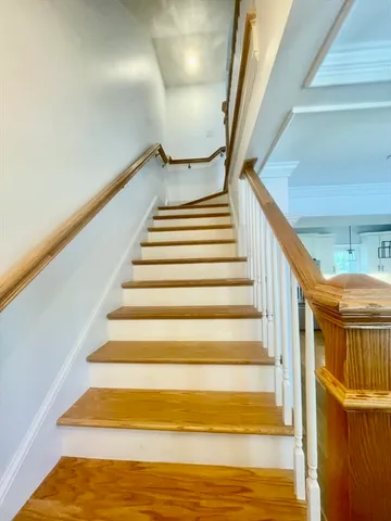 $3,650 | 12 South Mason Street, Unit 3, Salem, MA 01970