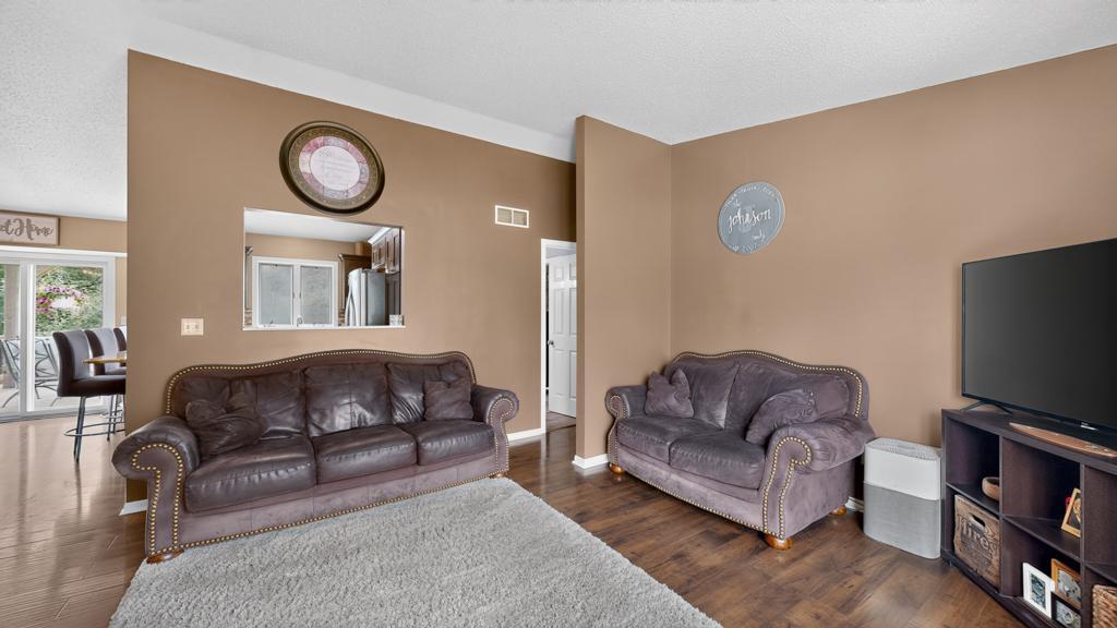 5746 Logan Street Southeast Rochester, MN 55904 - Photo 8 of 48