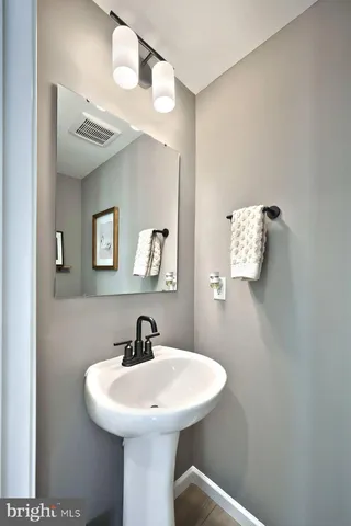 $374,990 | 708 Deerfield Boulevard, Selinsgrove, PA 17870