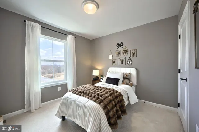 $374,990 | 708 Deerfield Boulevard, Selinsgrove, PA 17870