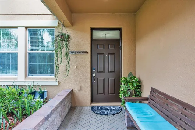 a view of house with outdoor space