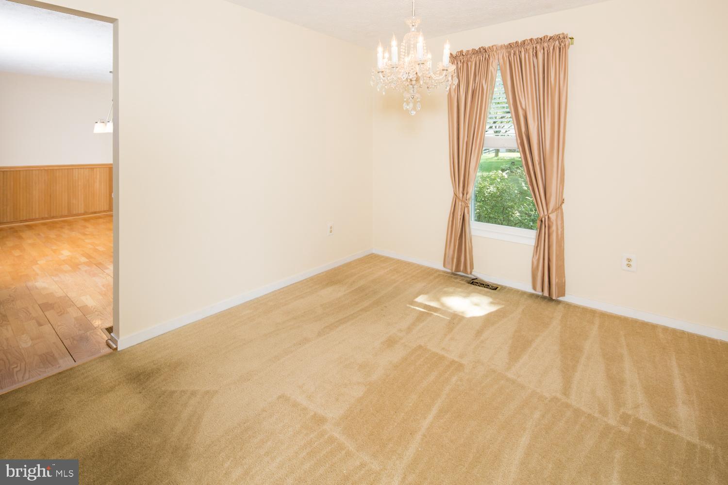606 Little Egypt Road Elkton, MD 21921 - Photo 8 of 32 Formal Dinning Room