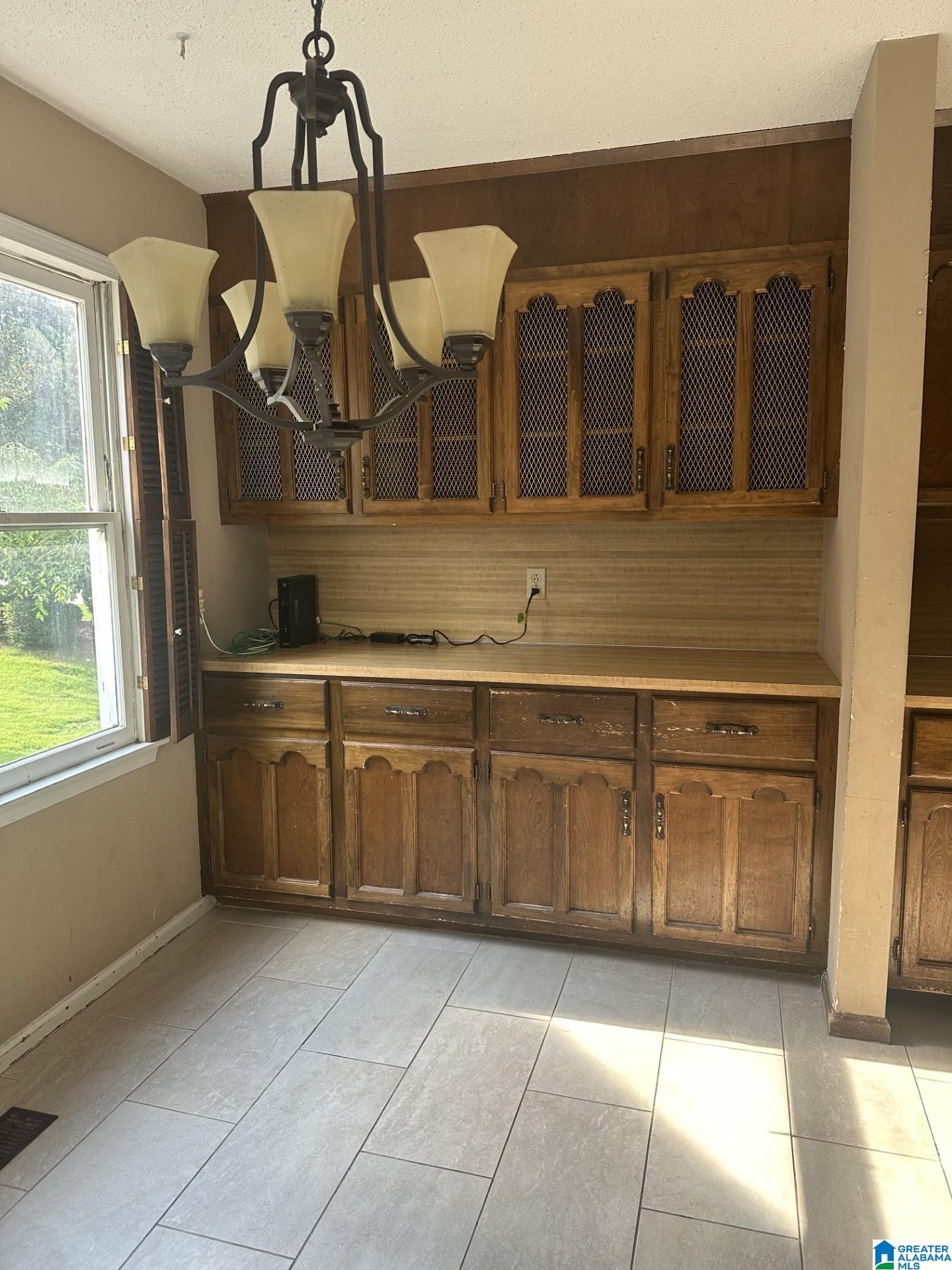2278 Tyler Road Birmingham, AL 35226 - Photo 11 of 34