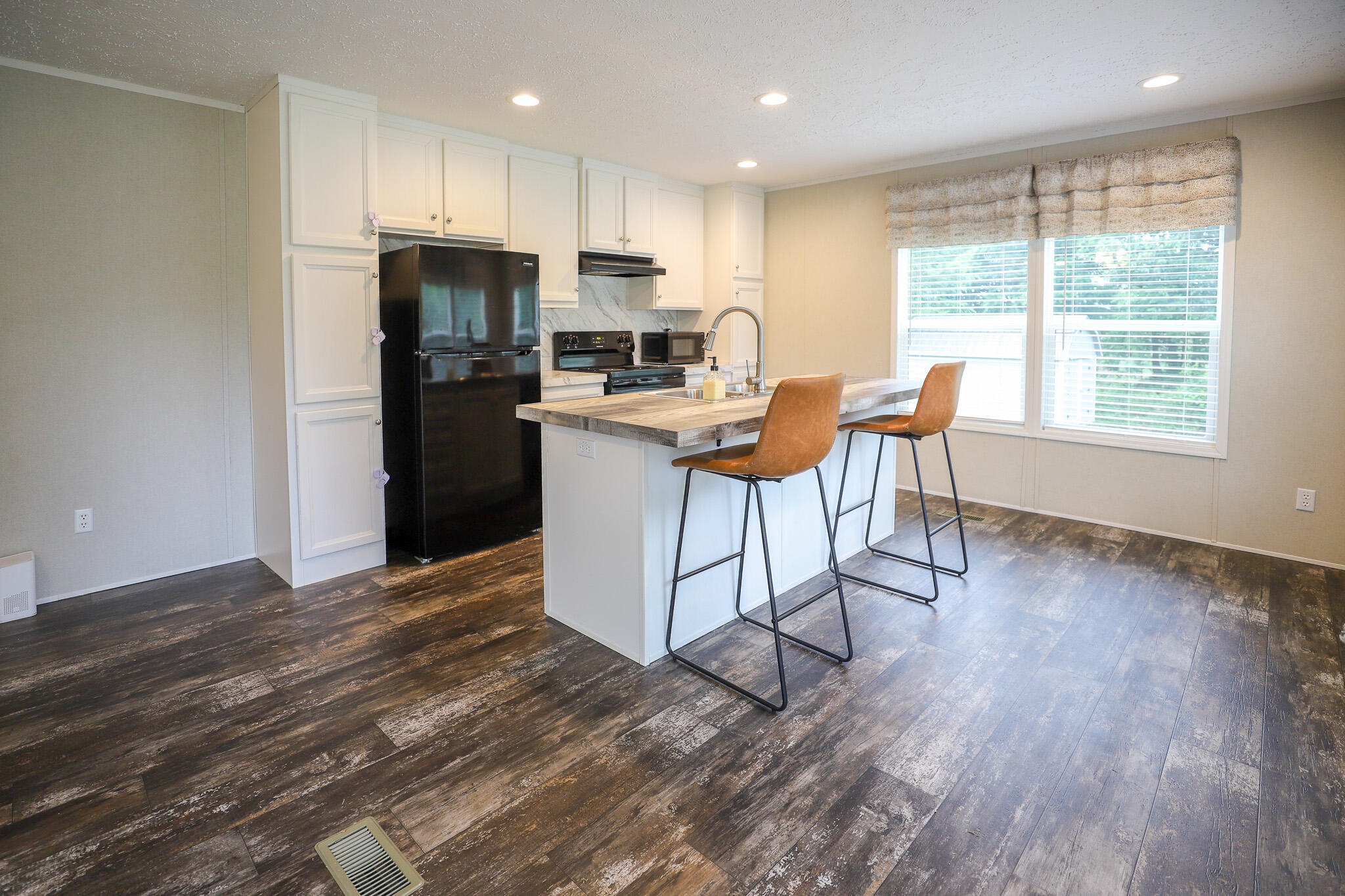 1868 Elm Grove Road Almo, KY 42020 - Photo 10 of 21 Kitchen