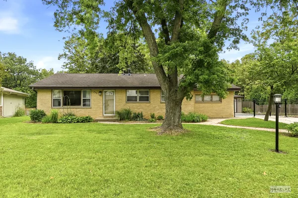 $350,000 | 308 North Brookshore Drive, Shorewood, IL 60404