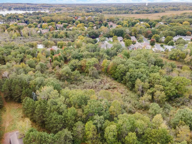 $350,000 | 56-xx Heather Ridge Court, St. Paul, MN 55126