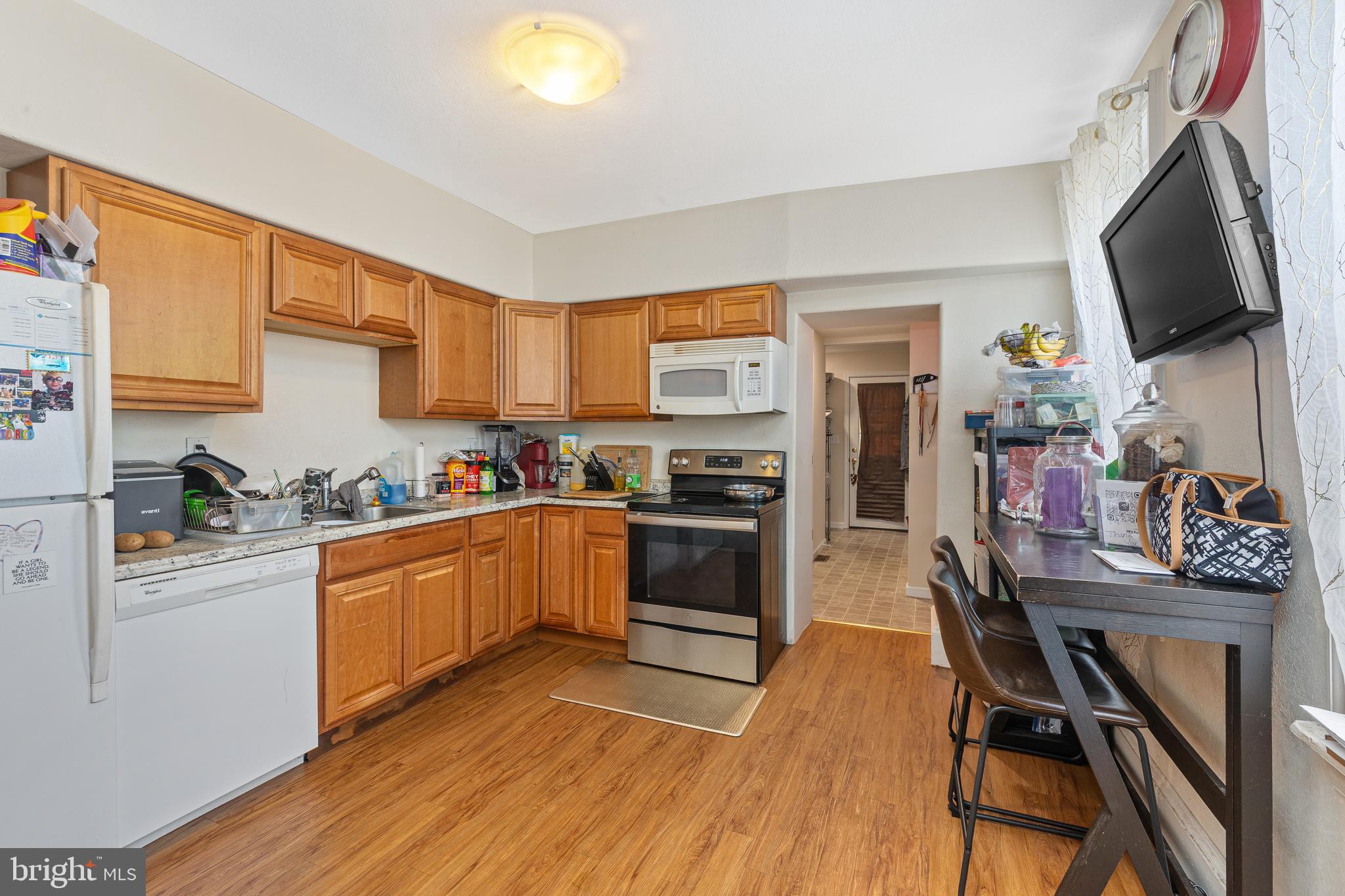 38 North Main Street Spring City, PA 19475 - Photo 3 of 24 Kitchen with electric range