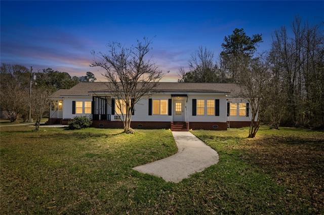 17485 Cardinal Lane Hammond, LA 70401 - Photo 1 of 32