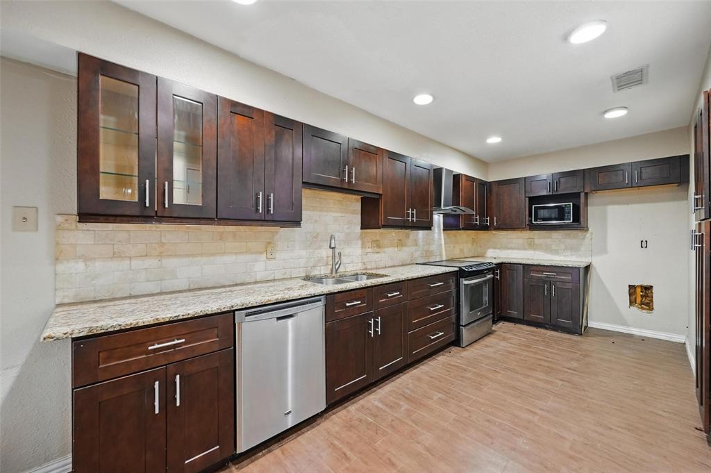543 Ranch Trail, Unit 180 Irving, TX 75063 - Photo 6 of 23