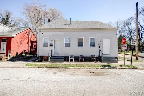 $75,000 | 402 North 1st Street, Unit 400/402, Belleville, IL 62220