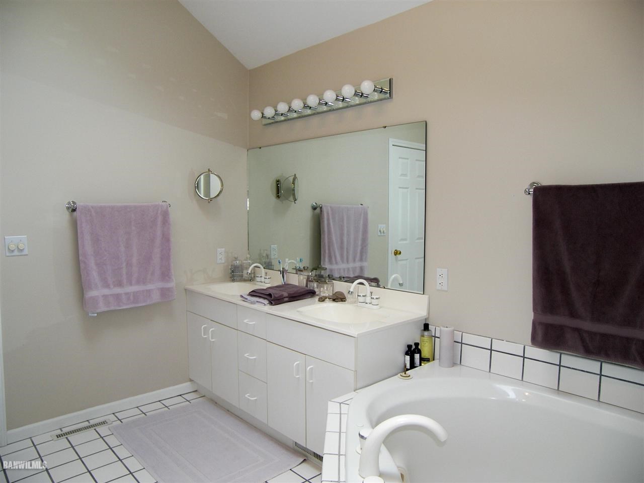 32 High Ridge Run Galena, IL 61036 - Photo 11 of 25 Gallery Image 11