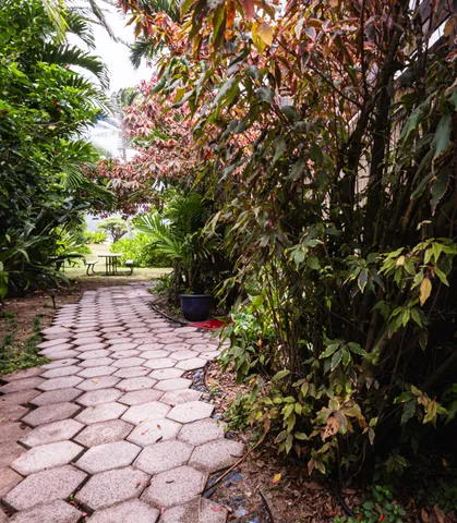 $3,999,000 | 5-7094 Kuhio Highway, Hanalei, HI 96714