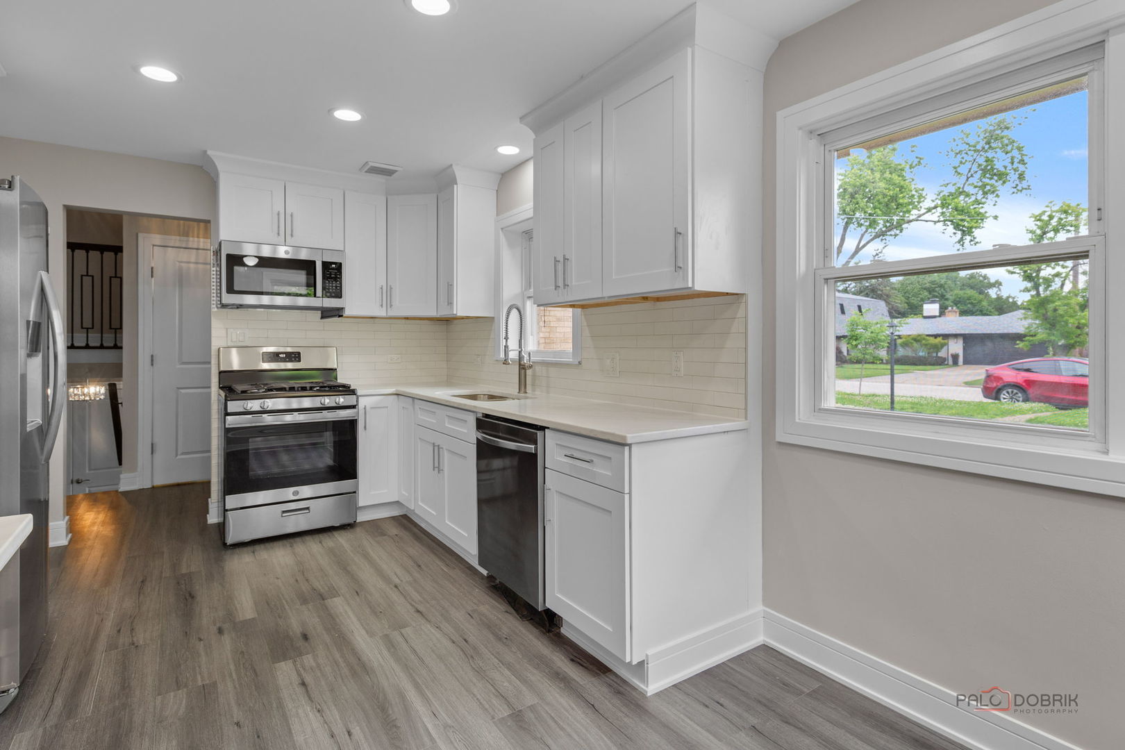 2913 West Sibley Street Park Ridge, IL 60068 - Photo 8 of 22