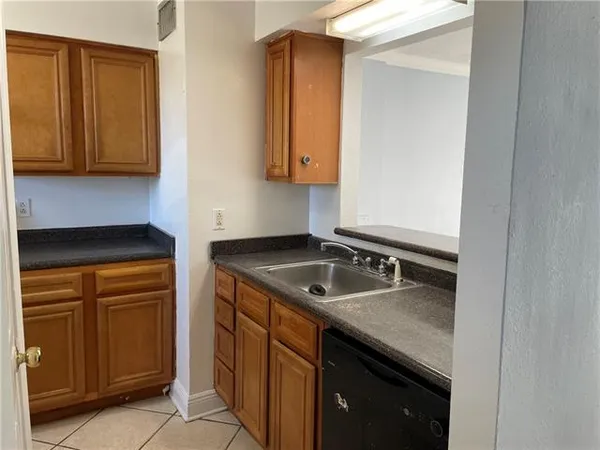$115,000 | 1020 St Julien Drive, Unit 104, Kenner, LA 70065