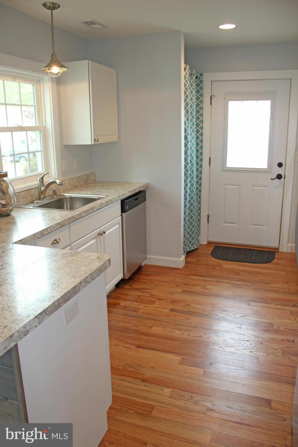 17258 Larimer Street Piney Point, MD 20674 - Photo 7 of 30 Kitchen