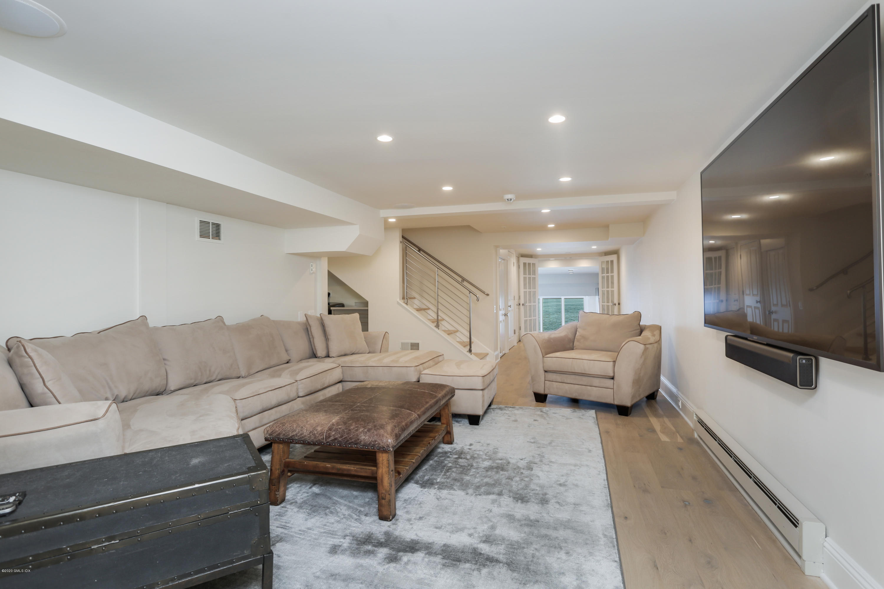 70 Gurley Road Stamford, CT 06902 - Photo 29 of 46 70 Gurley Rd Stamford CT 06902-print-062
