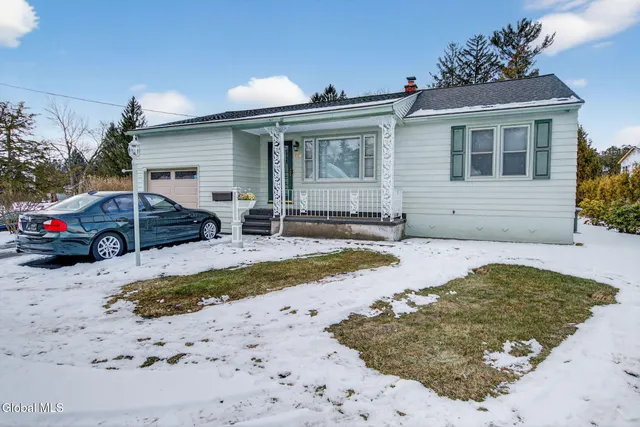 $235,000 | 517 Kings Road, Schenectady, NY 12304