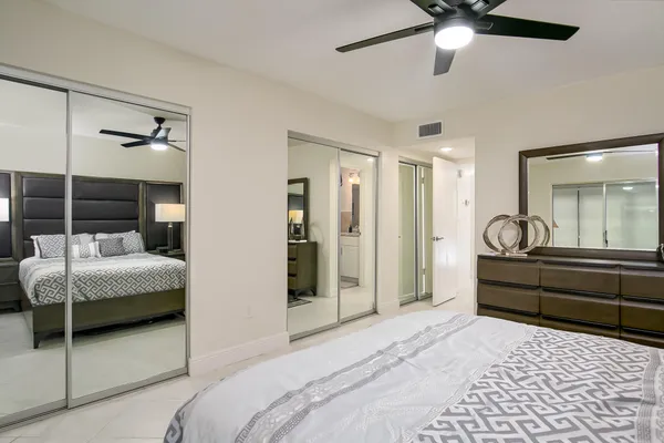 $2,200 | 1225 Carlton Court, Unit 205, Fort Pierce, FL 34949