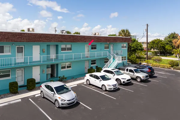 $2,200 | 1225 Carlton Court, Unit 205, Fort Pierce, FL 34949