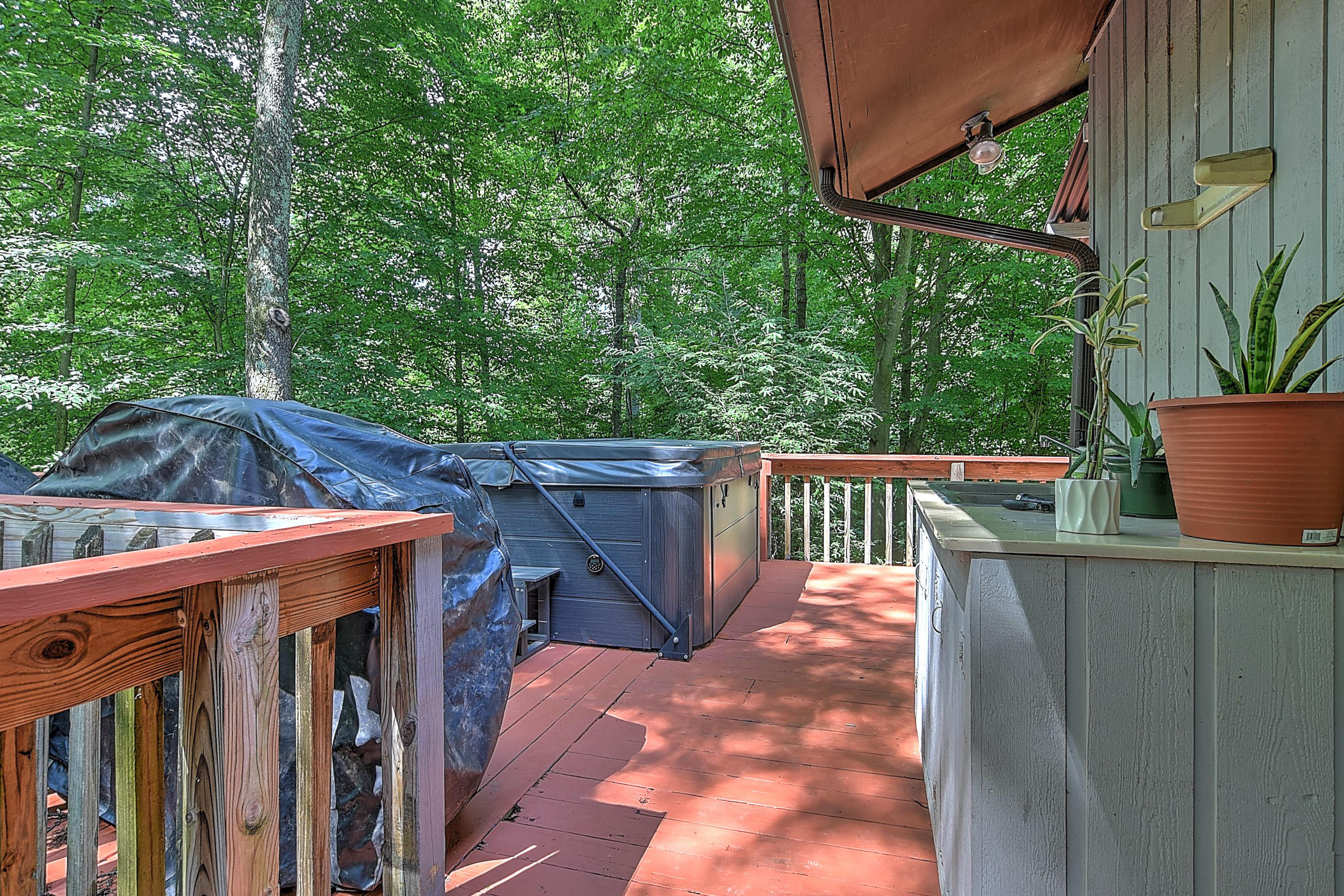 908 Ridgecrest Road Johnson City, TN 37604 - Photo 29 of 37 Ridgecrest-32