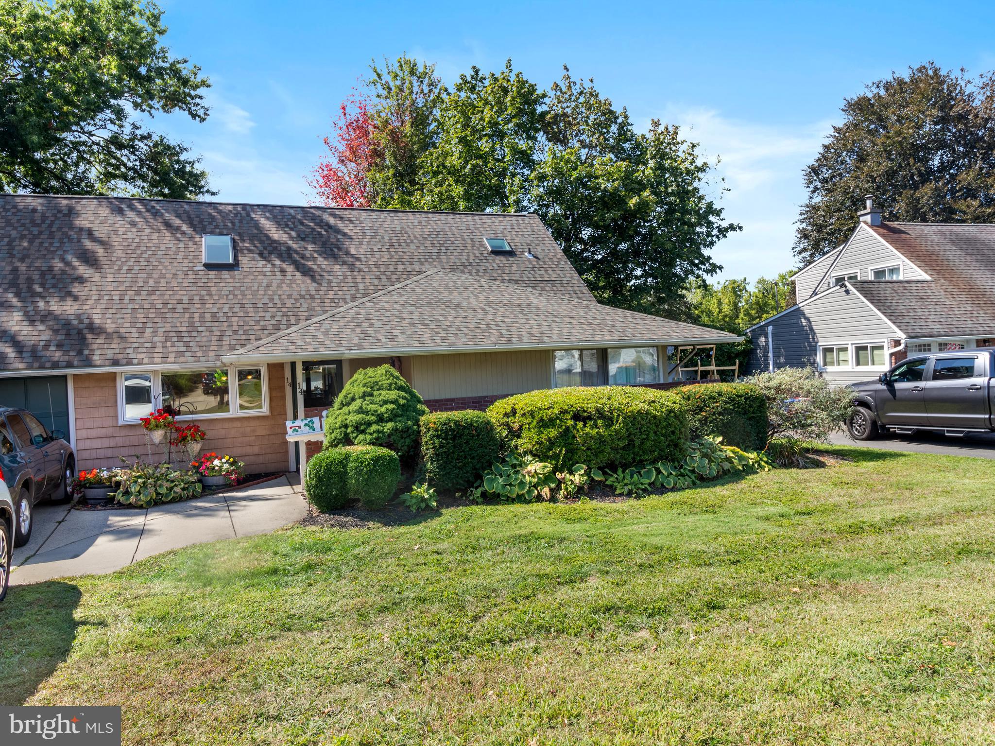 14 Harp Road Levittown, PA 19056 - Photo 1 of 67 Gallery Image 1