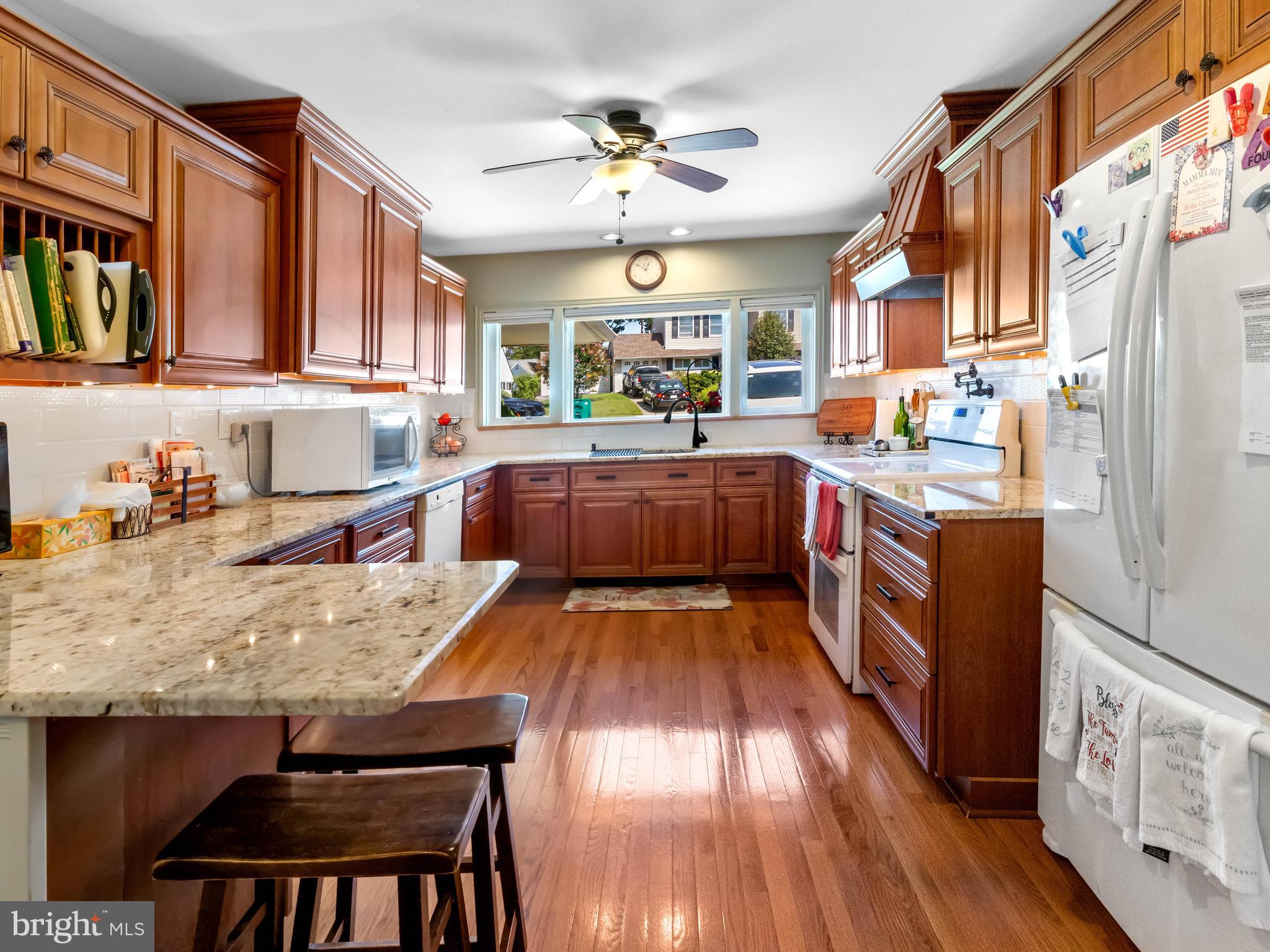 14 Harp Road Levittown, PA 19056 - Photo 3 of 67 Gallery Image 3