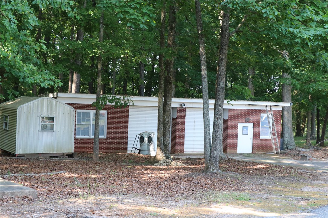 301 Hobson Road Anderson, SC 29621 - Photo 28 of 37
