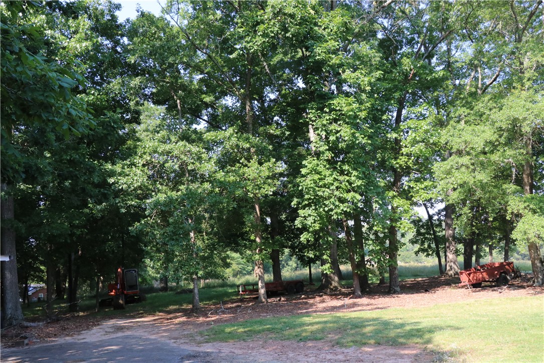 301 Hobson Road Anderson, SC 29621 - Photo 29 of 37
