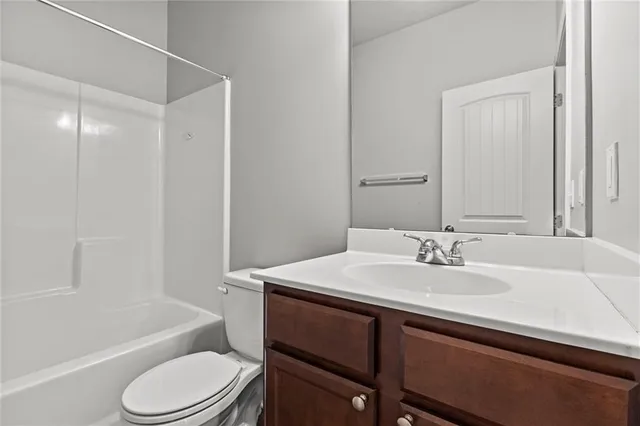 $347,500 | 31956 West 172nd Street, Gardner, KS 66030