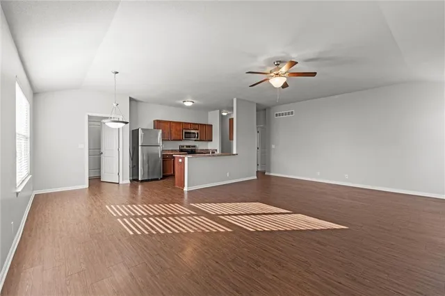 $347,500 | 31956 West 172nd Street, Gardner, KS 66030