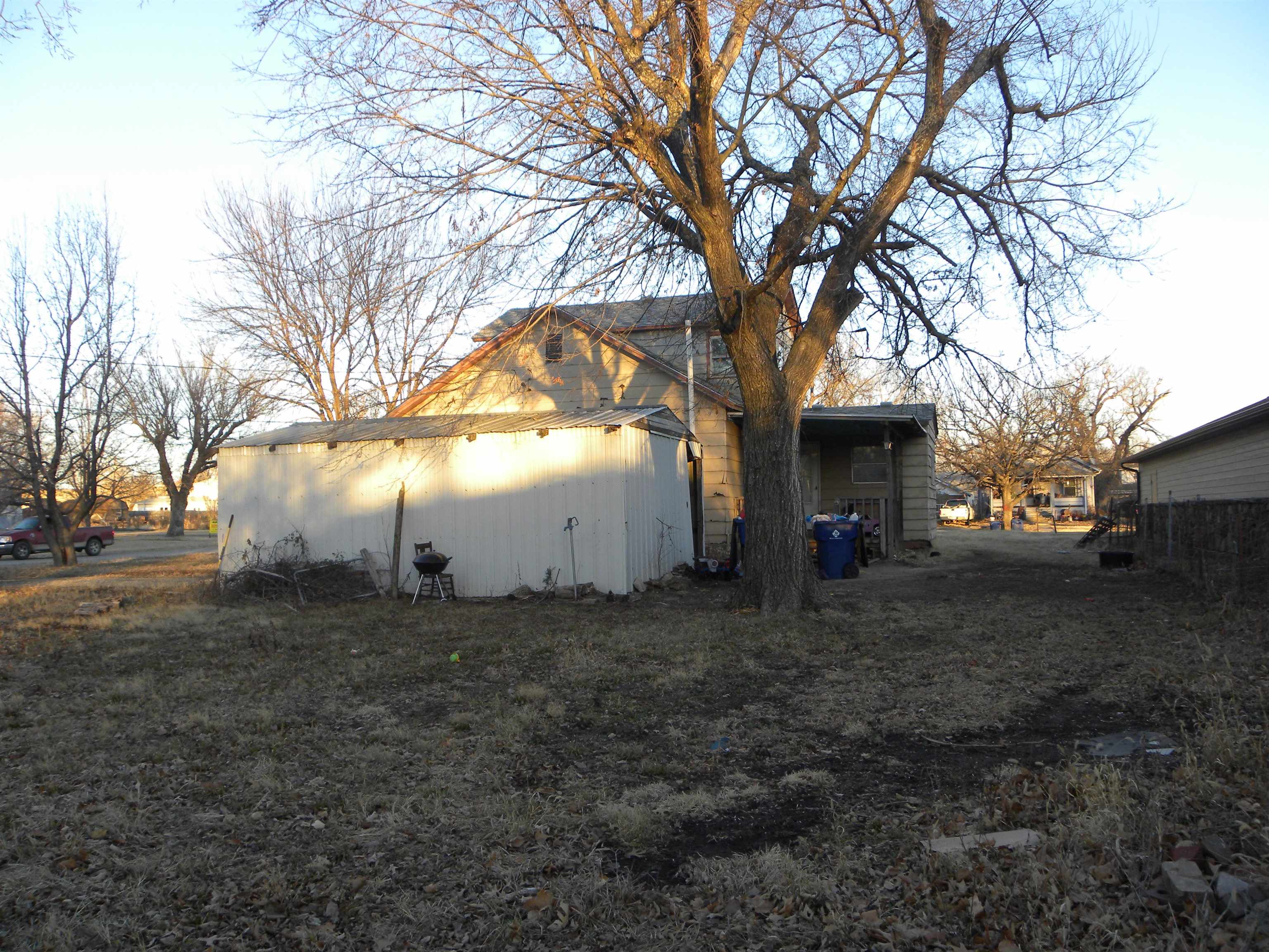 103 South Walnut Street Eureka, KS 67045 - Photo 5 of 10