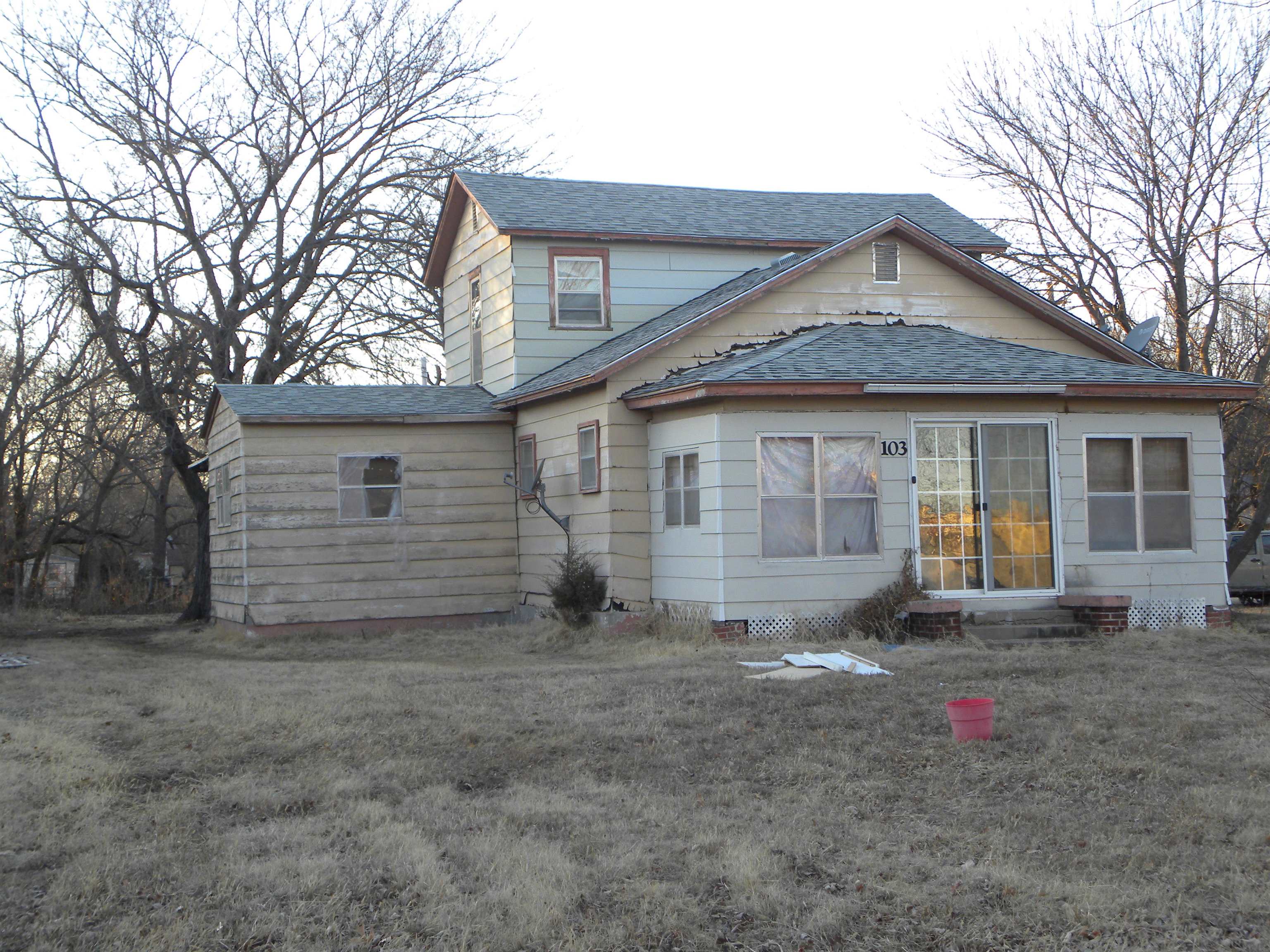103 South Walnut Street Eureka, KS 67045 - Photo 10 of 10