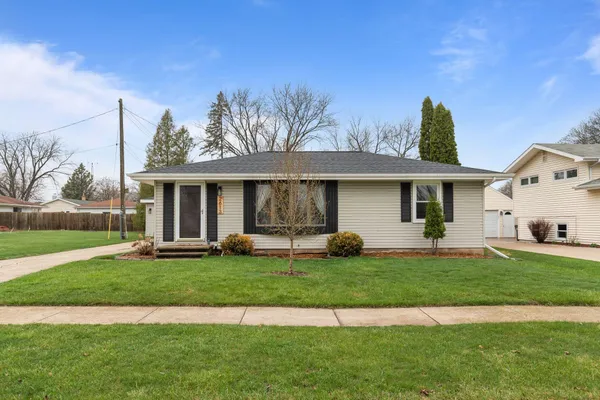 $260,000 | 2613 South Fountain Avenue, Appleton, WI 54915