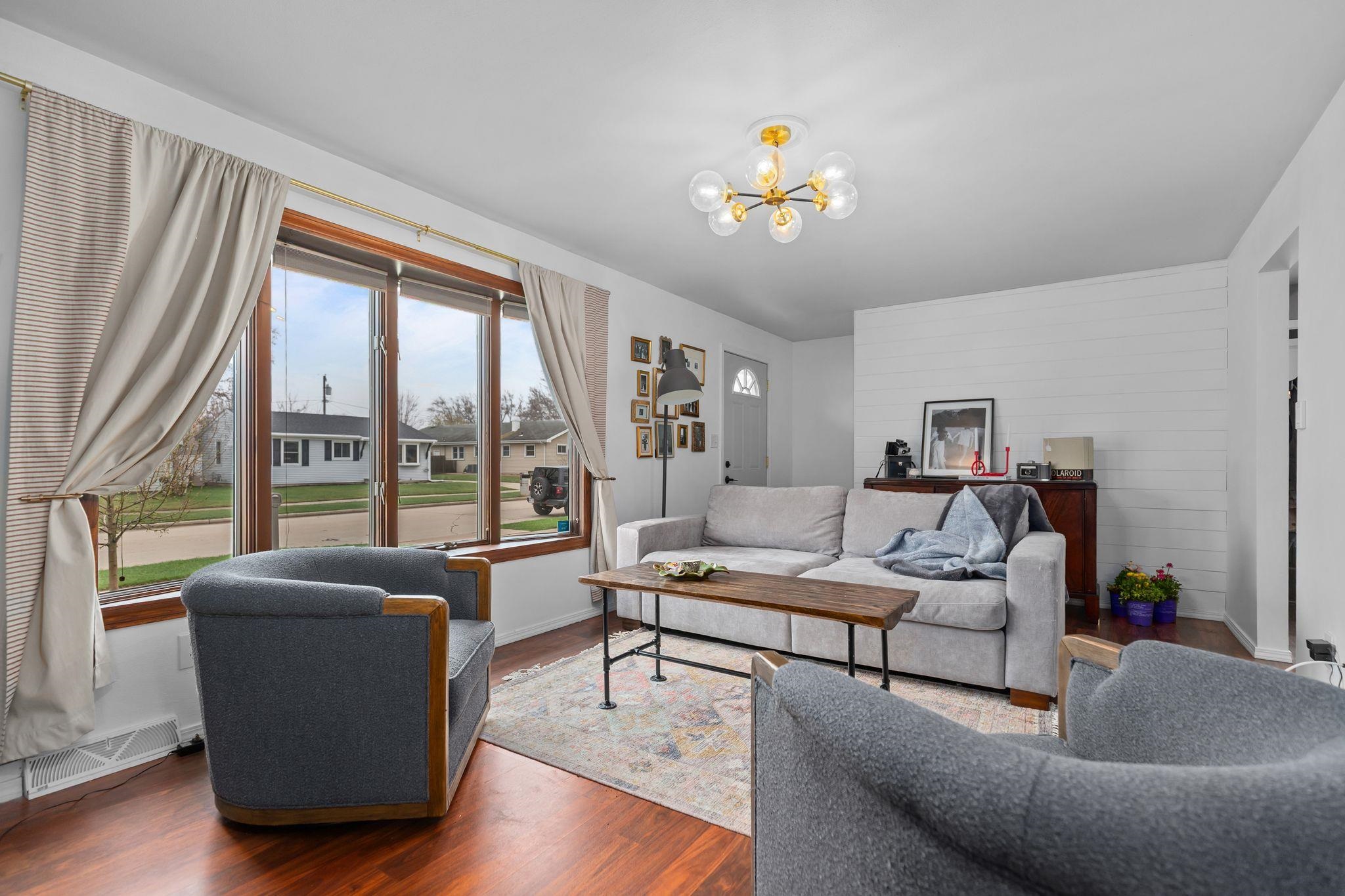 2613 South Fountain Avenue Appleton, WI 54915 - Photo 15 of 48