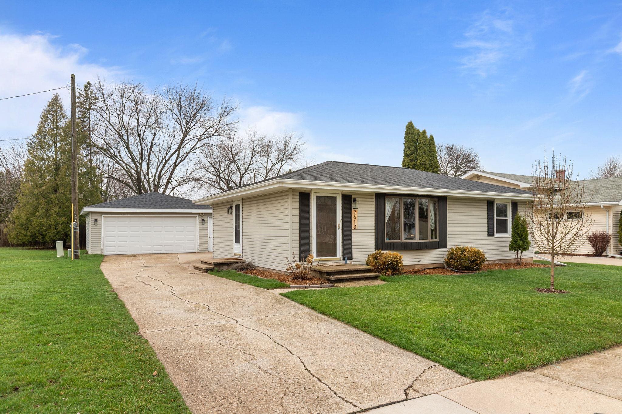 2613 South Fountain Avenue Appleton, WI 54915 - Photo 41 of 48