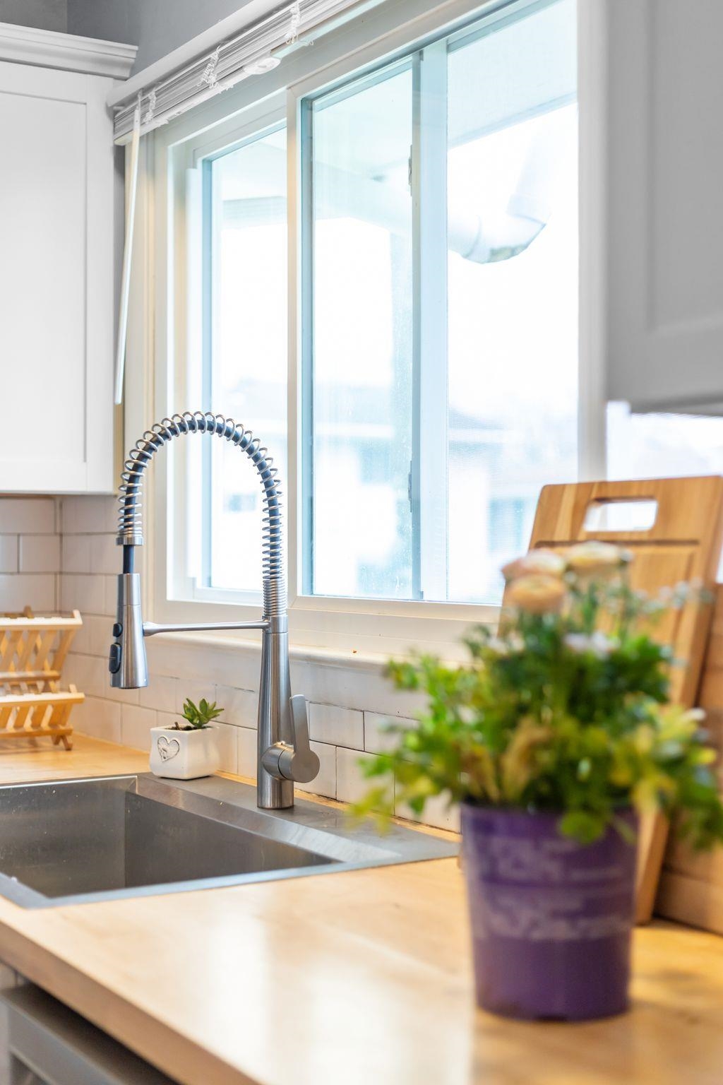 2613 South Fountain Avenue Appleton, WI 54915 - Photo 5 of 48