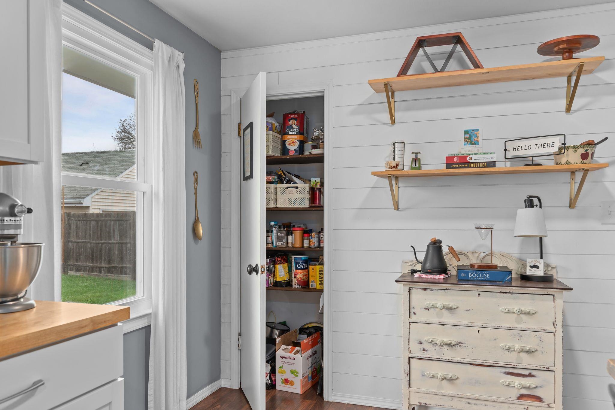 2613 South Fountain Avenue Appleton, WI 54915 - Photo 10 of 48