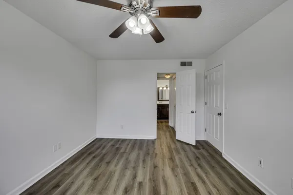 $2,000 | 200 Deerpoint Court, Hendersonville, TN 37075