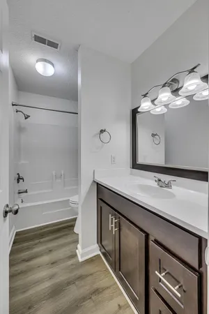 $2,000 | 200 Deerpoint Court, Hendersonville, TN 37075