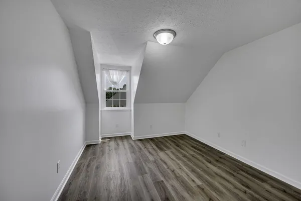 $2,000 | 200 Deerpoint Court, Hendersonville, TN 37075