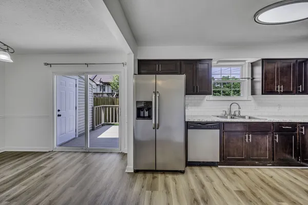 $2,000 | 200 Deerpoint Court, Hendersonville, TN 37075