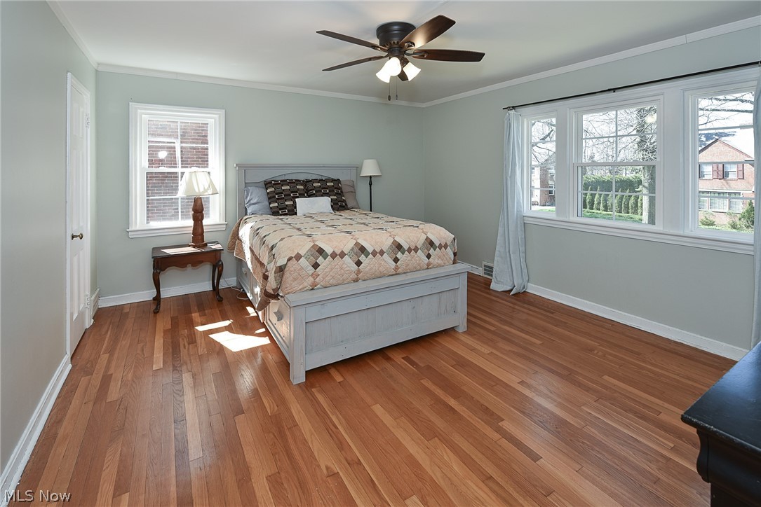 2375 Saybrook Road Cleveland, OH 44118 - Photo 18 of 35