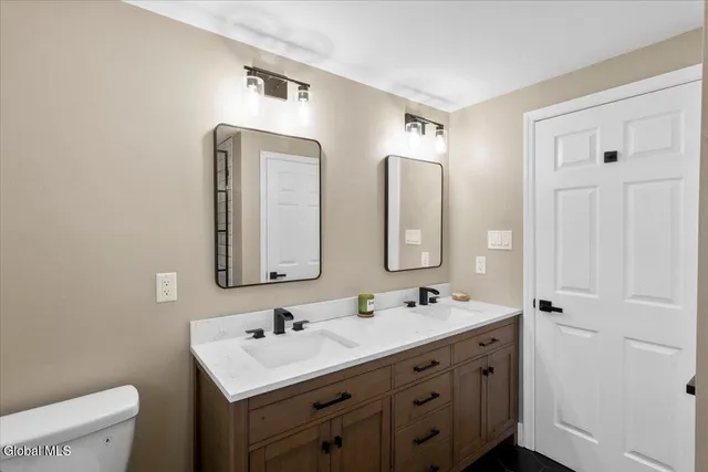 $487,000 | 11 Mountain View Way, Hoosick, NY 12090