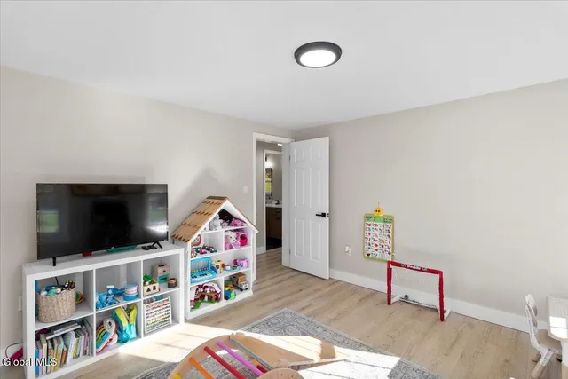 $487,000 | 11 Mountain View Way, Hoosick, NY 12090