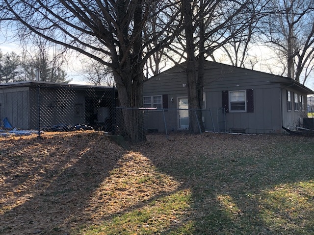 8660 Mayhew Road Fort Wayne, IN 46835 - Photo 4 of 36